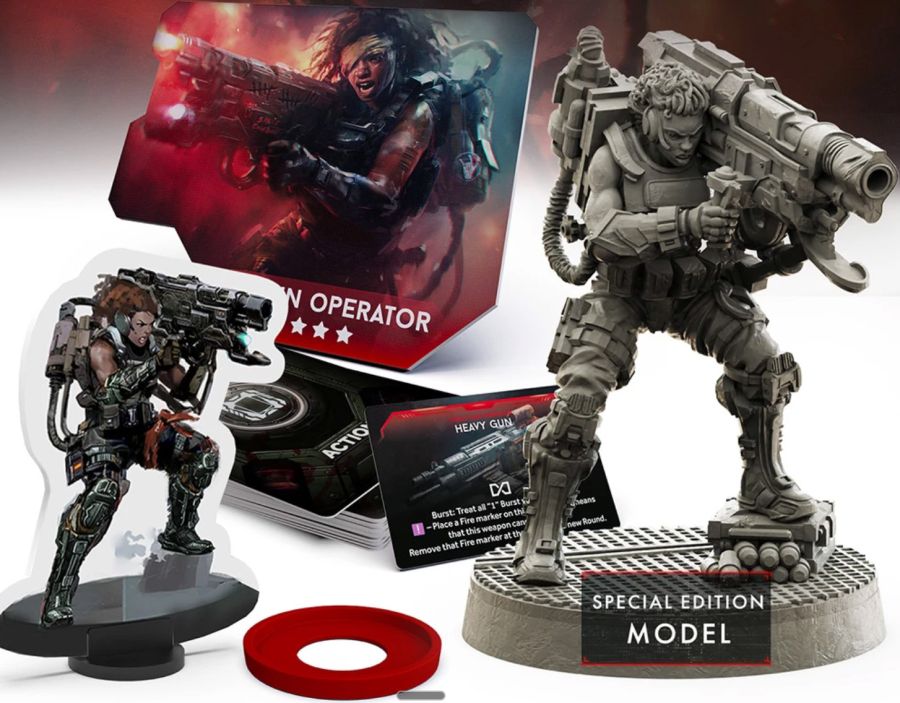 Ein schöne (zumindest in der Preview) Heavy Gun Operaterin (als Standee und als Miniatur (Special Edition), ...